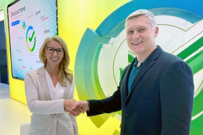 Сбер и Microsoft расширили возможности виртуальных ассистентов Салют по поиску в сети